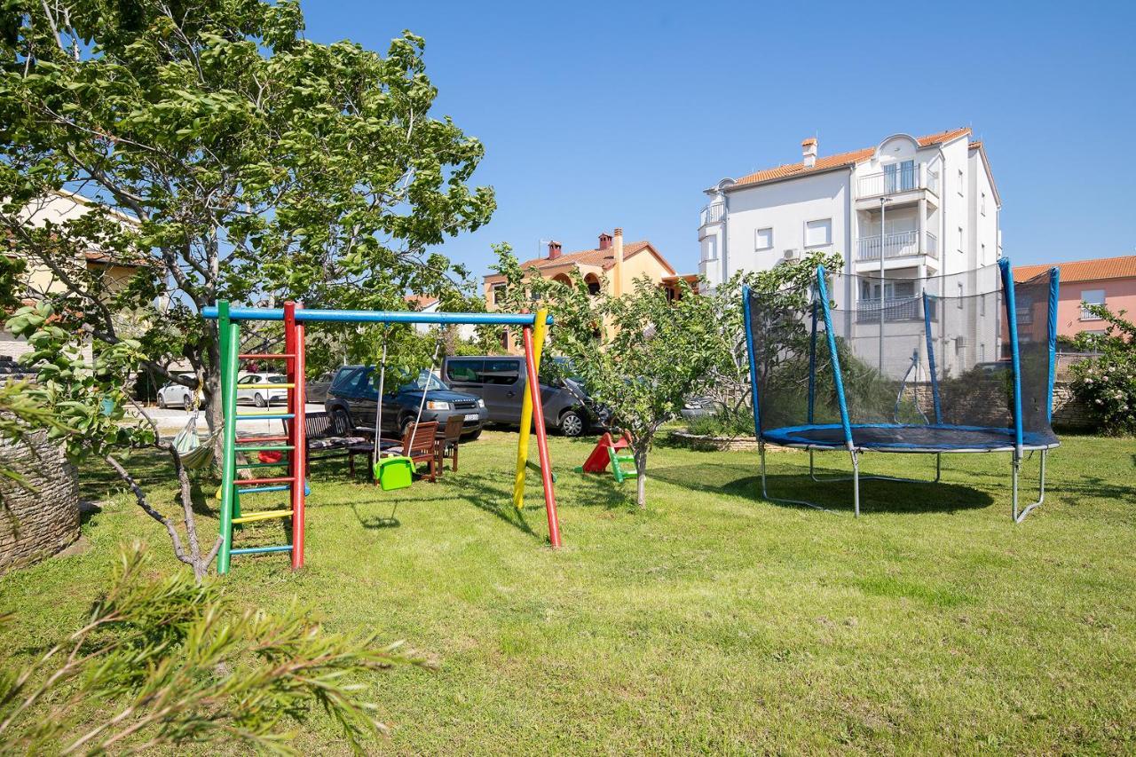 Modern Stone House With Flowers & Playground Medolino Esterno foto